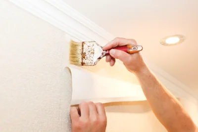 Pose de papier peint à Charentilly — revêtements muraux et toiles de verre